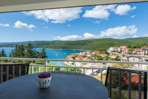 1 Bedroom Awesome Apartment In, Rabac