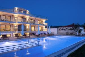 Calma Living Hotel, Potos