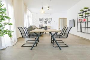 Moott Homes Suites Casa de los Leones APTO 1, Almeria