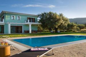 Villa Asprolia, Lygia