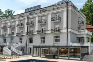 Emilia Lux Rooms, Vrnyachka Banya