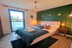 Luxury Station Apartment by Paymán Club, Cambridge