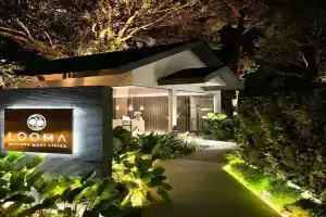 Looma Private Pool Villas, Pantai Tengah