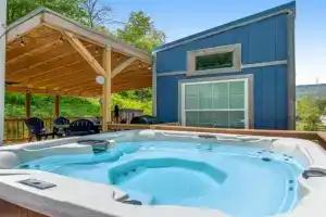 Tiny Homes on Pleasant Apart-hotel, Ludlow