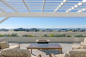 Ocean Views, Across The Street From Beach, Private Patio Apartments, Carlsbad