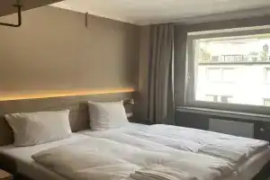 Hotel Petite Königsallee SELF CHECK-IN, Dusseldorf