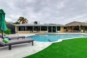 1 Mi to Vacation Rental with Pool! Guest house, Pompano Beach