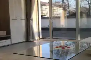 Traumhafte Ferienwohnung mit drei Schlafzimmer Guest house, Wiesbaden