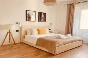 Fortuna Milan - METRO, AC, DUOMO in 25 minutes Apartments, Sesto San Giovanni