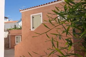 Stasa Aegina Villa, Aegina Town