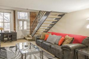 2193 Arapahoe St Unit 17 Guest house, Denver