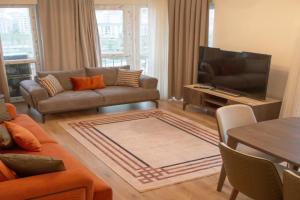 Two Bedroom King Suite IH19, Beylikduzu