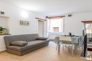GuestHost - La Cantina dei Nonni - Functional Flat, Riomaggiore