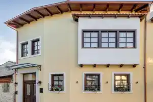 Petrou Suites, Ioannina