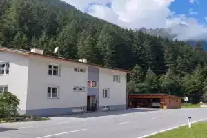 beim Holzwurm Andy Apartments, St. Leonhard im Pitztal