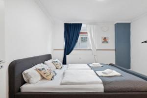 BackHome - SUITE XL - Parkhaus - Fantastische Schlosslage - SmartTV - Waschmaschine - Netflix - 90qm - 24h Checkin- Apartment 6, Ludwigsburg