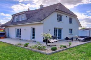 Haus-Am-See-Pratzschwitz Guest house, Pirna