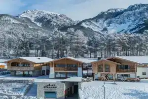 Les Ciases Chalets Dolomites, Marebbe
