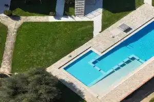 Mati- Cozy apartment- Close to the beach of Almyrida with a shared Pool, Almirida