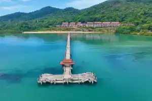 Tina Holiday Homes, Ban Bang Bao