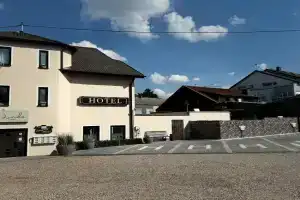 Hotel Zur Linde, Saarlouis