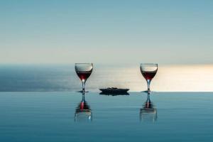 Fantastic Villa with heated infinity pool & amazing sea views, Kalkan