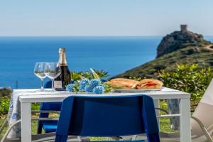 Villa Holidays in Torre Bennistra, Scopello