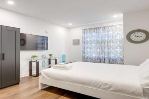 Le Mile End by M11 - Modern & Comfy Studio, Laval