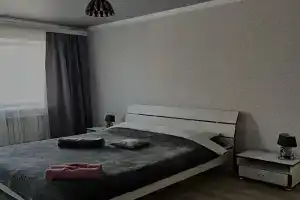 v tsentre goroda posutochno, ponedelno Apartments, Kokshetau