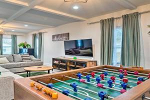 Indianapolis Vacation Home 3 Mi to Dtwn! Guest house, Indianapolis