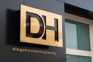 Diegohousesleepaway, Vittoria