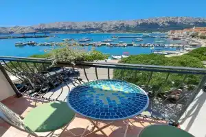 Apartment Amigo, Baska