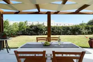 Gennadi Big House, Gennadi