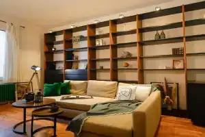 Entire Industrial Flat Venice with Patio - Free Parking Apartments, Marghera