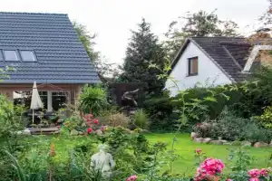 Dachgeschosswohnung mit Garten Apartments, Scharbeutz