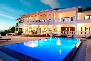 Exclusive Luxury In Paradise Villa, Glacis