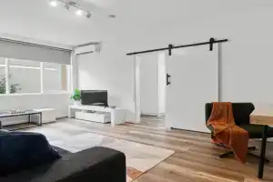 Balaclava Urban Retreat Apartments, Melbourne