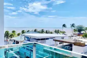 The Sunset Bangsaen Hotel, Bang Saen