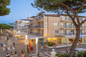 Hotel Caprice B&B - in centro a, Riccione