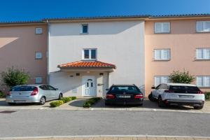 Apartments Crnekovic IV, Baska