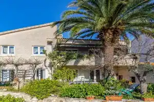 Lovely Apartment In With Wifi, Pula