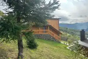 Sadiba Trembita z saunoyu ta chanom Villa, Rachov