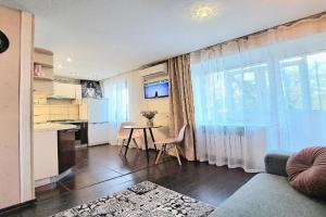 u TRTs Nikolskiy s krasivym vidom Apartments, Kharkiv