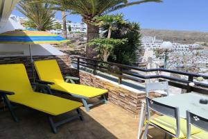 Sea view cozy apartment with pool, Puerto Rico