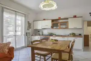 Iris - Sweet Dreams in Florence Apartments, Scandicci
