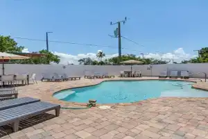 Welcome to Sunset Paradise WONDERFUL! Vacation Rental - 2633 Estero Blvd Unit B home Guest house, Fort Myers Beach