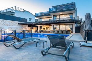Villa Kamile Sultan Deniz manzaralı jakuzili villa, Kalkan