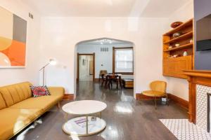Lincoln Park 3 BR Penthouse, Chicago