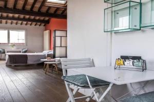 enJoy Home - Mansarda nel cuore di Apartments, Padua