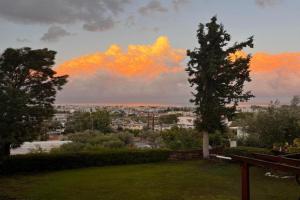 Garden House with sea view, Faliraki